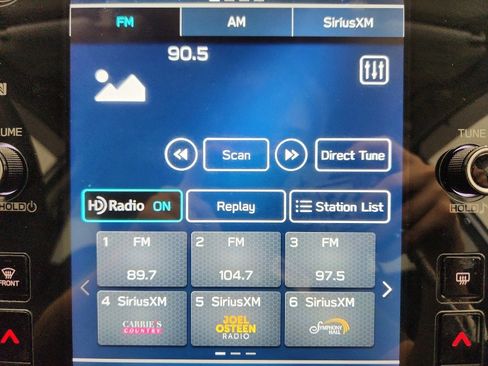 Used 2024 Subaru Crosstrek 2.0i Premium image 18