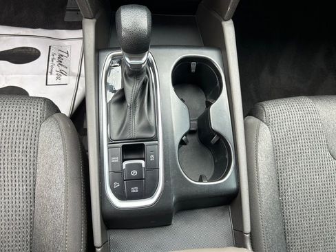 Used 2020 Hyundai Santa Fe SEL image 20