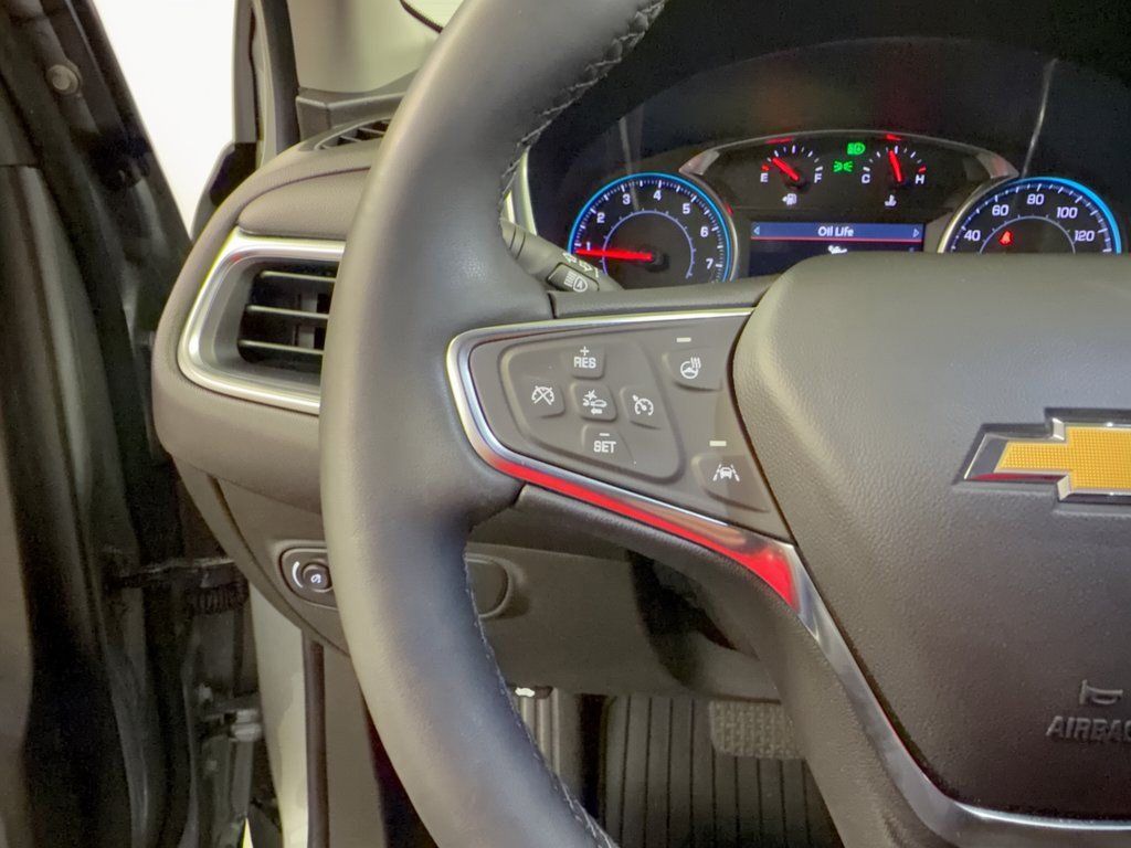 Used 2024 Chevrolet Equinox LT FWD image 18