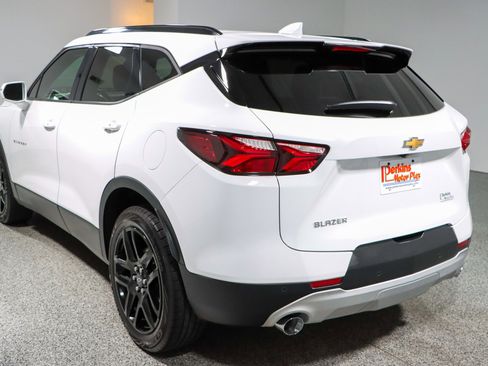 Used 2019 Chevrolet Blazer LT image 9