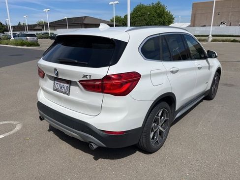 Used 2017 BMW X1 xDrive28i image 5