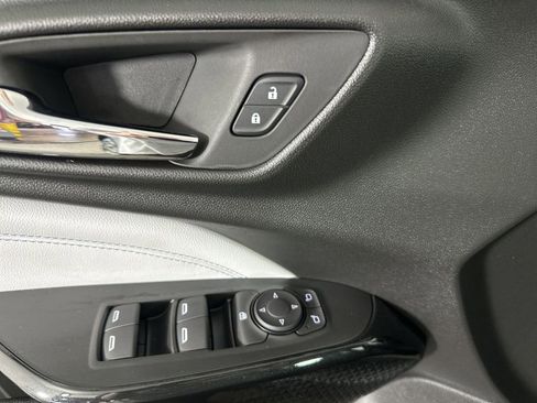 New 2026 Chevrolet Trax LT w/ LT Convenience Package image 21