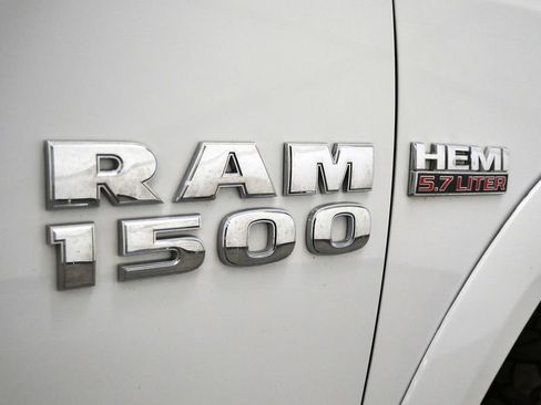 Used 2017 RAM 1500 Laramie w/ Convenience Group image 10