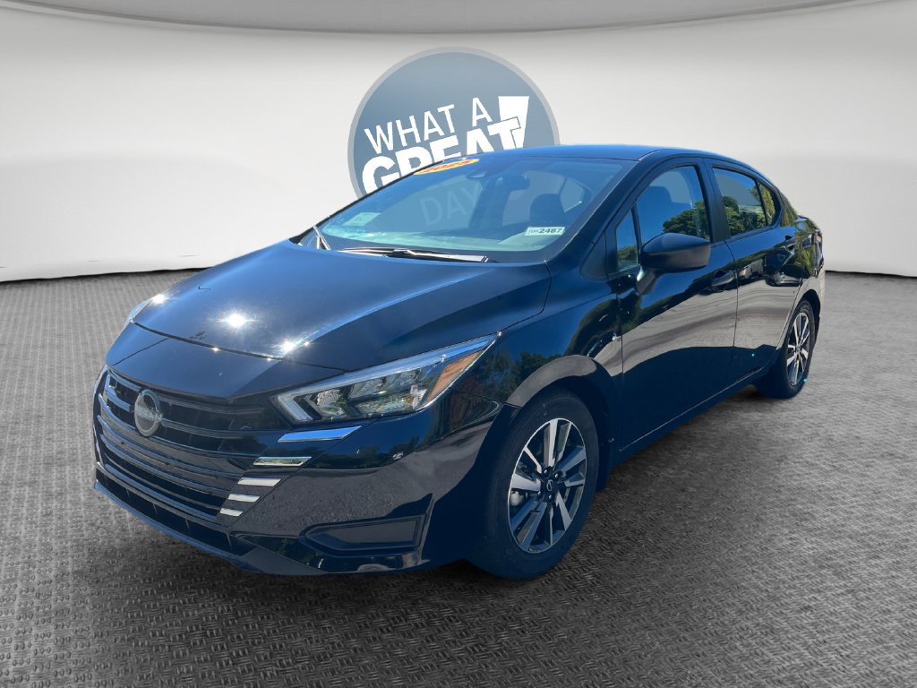 Used 2025 Nissan Versa S w/ S Plus Package FWD image 8