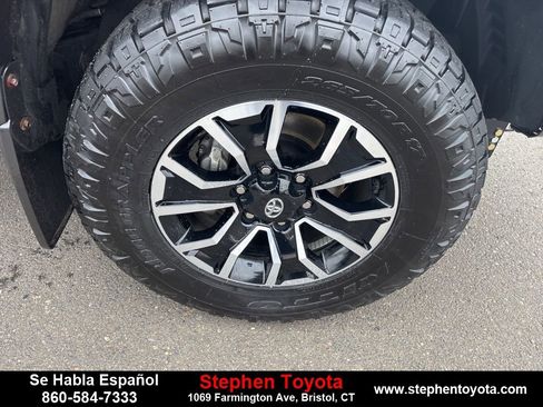 Used 2023 Toyota Tacoma TRD Sport image 9