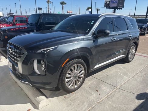Used 2020 Hyundai Palisade Limited image 1