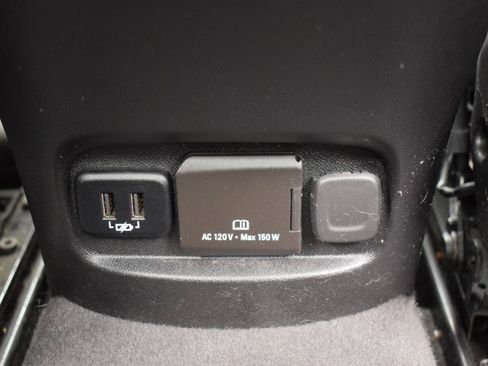Used 2018 Chevrolet Malibu LT w/ Leather Package FWD image 35