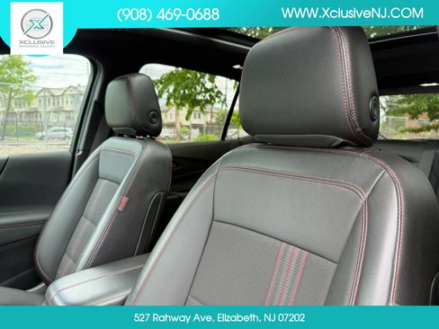 Used 2022 Chevrolet Equinox RS w/ Infotainment Package AWD/4WD image 8