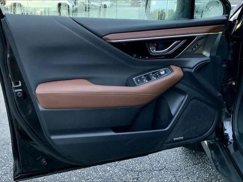 Used 2022 Subaru Outback Touring XT image 21