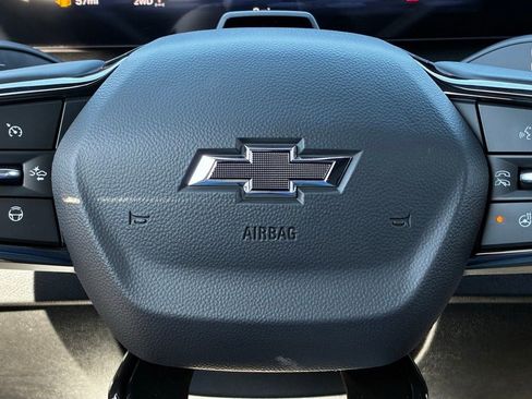 New 2026 Chevrolet Traverse RS w/ LPO, Floor Liner Package AWD/4WD image 15