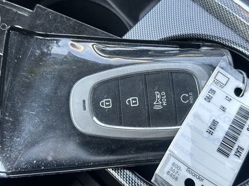 Used 2021 Hyundai Santa Fe SEL w/ Cargo Package FWD image 34