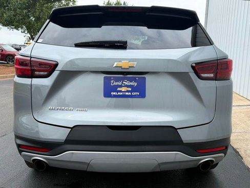 Used 2025 Chevrolet Blazer LT AWD/4WD image 15