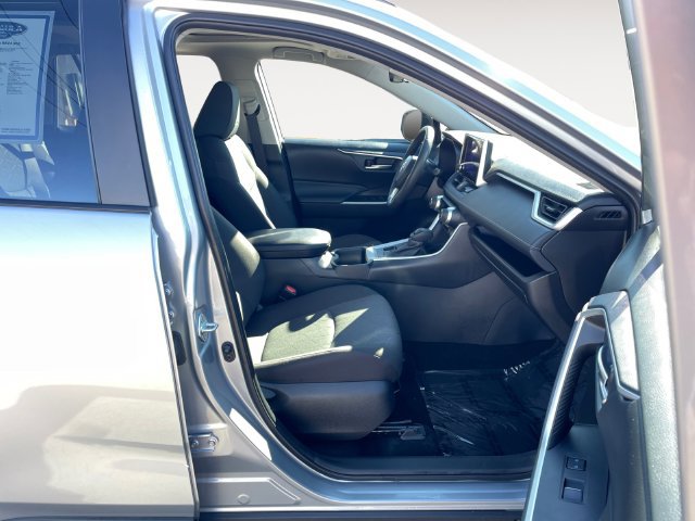 Used 2024 Toyota RAV4 XLE w/ Convenience Package AWD/4WD image 19