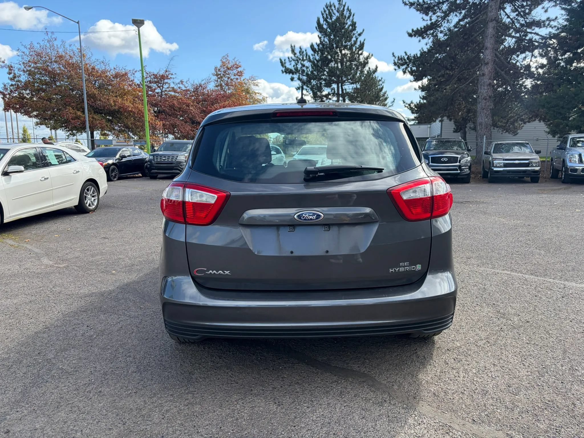 Used 2015 Ford C-MAX SE w/ Winter Package FWD image 4