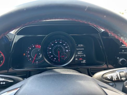 Used 2022 Hyundai Elantra N Line image 27