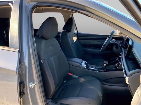 Used 2025 Hyundai Tucson SEL FWD image 9