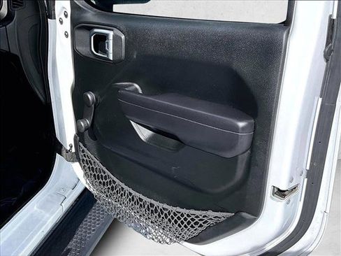 Used 2020 Jeep Wrangler Unlimited Sport image 19