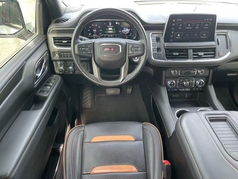 Used 2023 GMC Yukon AT4 w/ Technology Package image 19