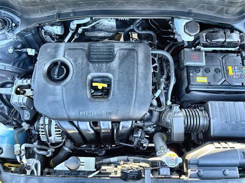 Used 2024 Kia Seltos EX image 25