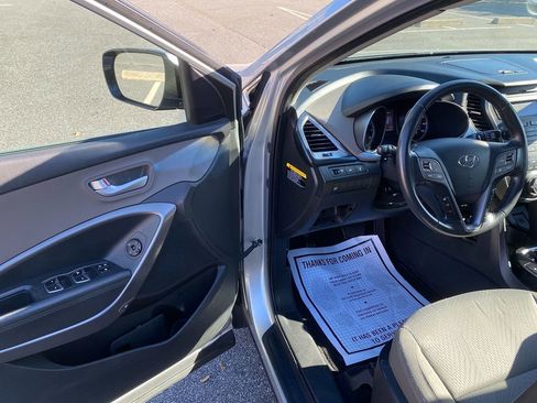 Used 2013 Hyundai Santa Fe Sport w/ Popular Equipment Pkg image 10