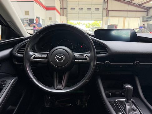 Used 2021 MAZDA MAZDA3 s FWD image 21