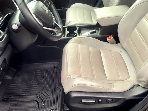 Used 2017 Honda CR-V Touring image 11