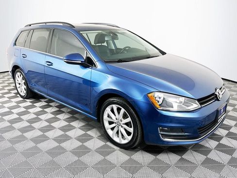 Used 2017 Volkswagen Golf SportWagen FWD image 27
