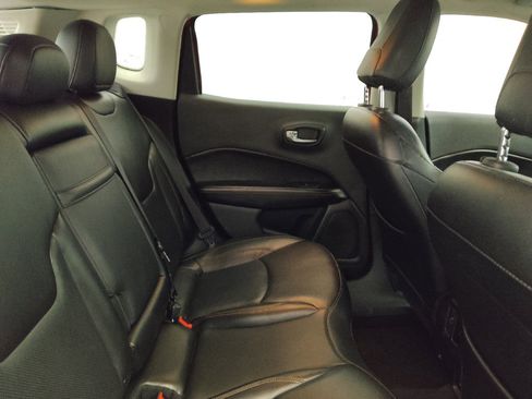 Used 2019 Jeep Compass Limited AWD/4WD image 19