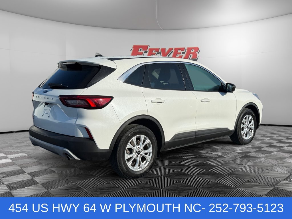 Used 2023 Ford Escape Active FWD image 5