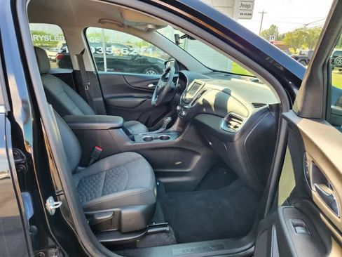 Used 2021 Chevrolet Equinox LT image 9