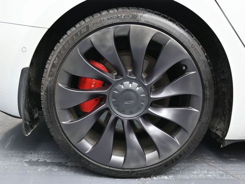 Used 2021 Tesla Model 3 Performance image 13