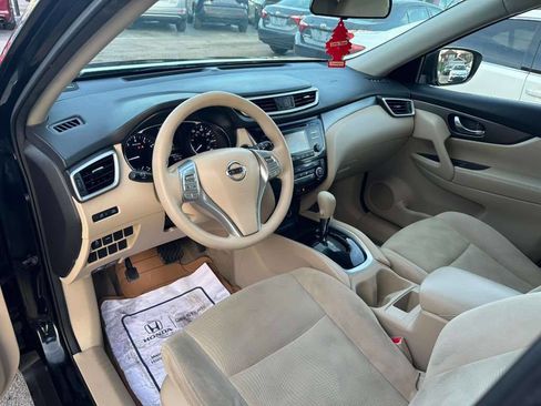 Used 2014 Nissan Rogue SV image 13