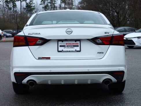 Used 2024 Nissan Altima 2.5 SV w/ SV Premium Package image 4