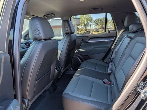 New 2026 GMC Terrain AT4 w/ Technology Package II AWD/4WD image 36