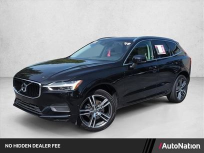 Used 2019 Volvo XC60 T5 Momentum w/ Premium Package