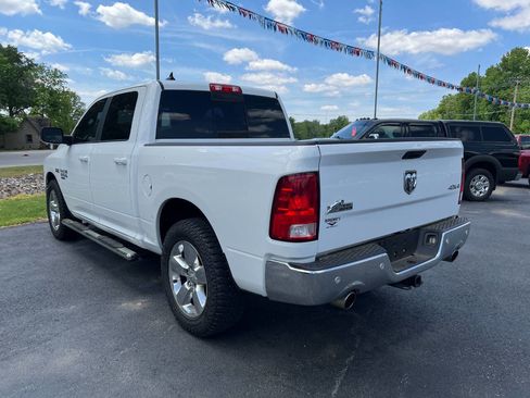 Used 2019 RAM 1500 Big Horn AWD/4WD image 3