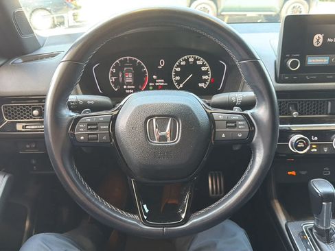 Used 2022 Honda Civic Sport image 9