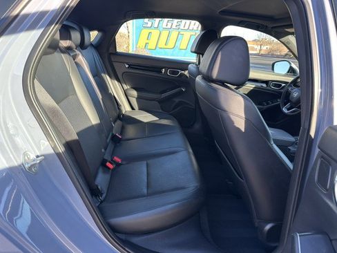 Used 2022 Honda Civic Sport Touring image 16