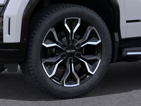 New 2025 GMC Sierra EV Denali image 9