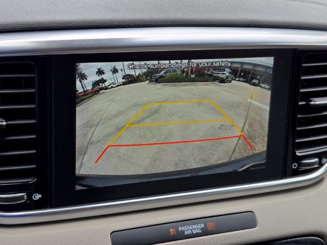 Used 2022 Kia Sportage EX FWD image 19
