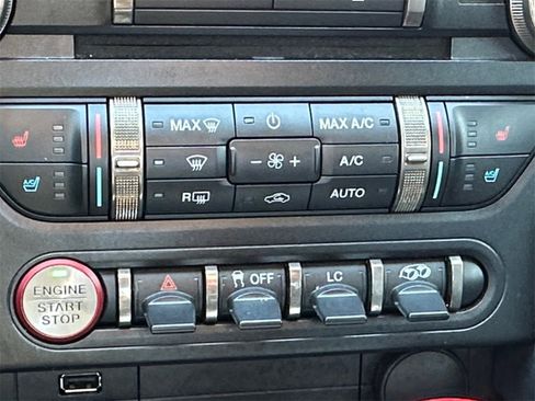 Used 2019 Ford Mustang Shelby GT350 w/ Technology Package image 16