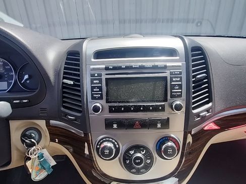 Used 2010 Hyundai Santa Fe GLS w/ Summer Event Pkg 21 AWD/4WD image 2