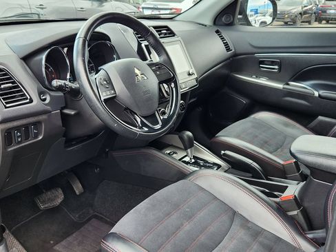 Used 2024 Mitsubishi Outlander Sport ES AWD/4WD image 8