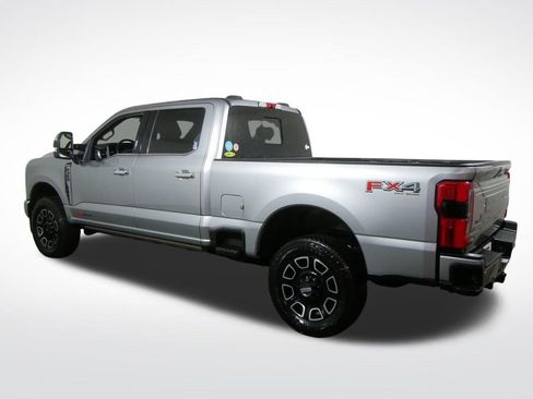 Used 2024 Ford F350 Platinum w/ FX4 Off-Road Package AWD/4WD image 7
