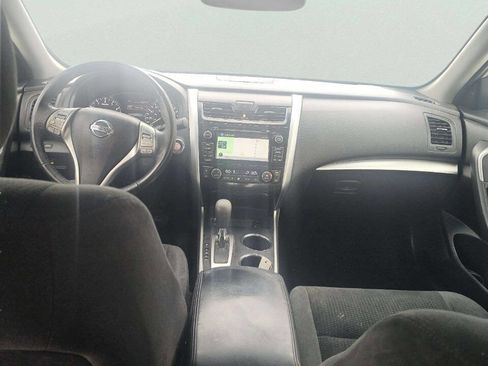 Used 2015 Nissan Altima 2.5 SV w/ Convenience Package image 8