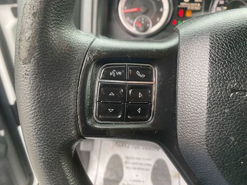 Used 2019 RAM 1500 Classic SLT image 16