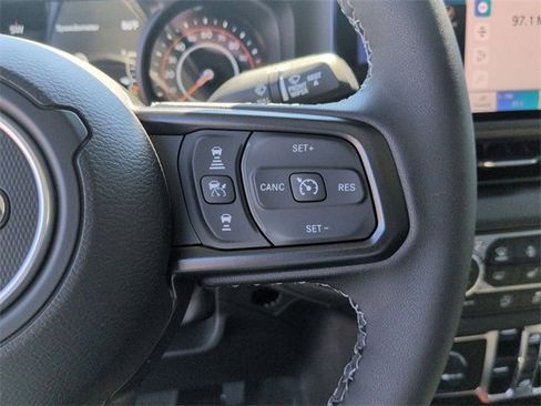 New 2025 Jeep Gladiator Sport image 20