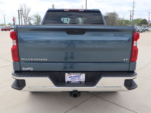 Used 2024 Chevrolet Silverado 1500 LT AWD/4WD image 7