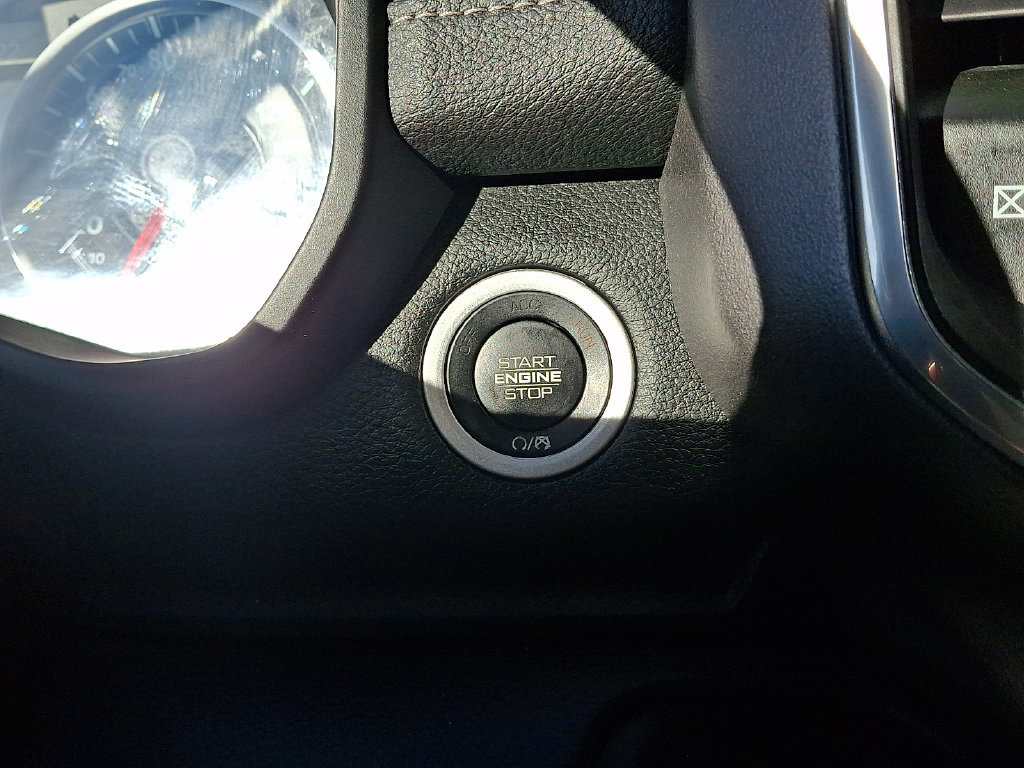 Used 2022 RAM 1500 Laramie w/ Sport Appearance Package AWD/4WD image 25