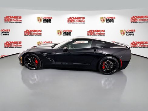 Used 2017 Chevrolet Corvette Stingray Coupe RWD image 15